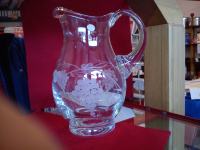 Čaše gravirane, vrčevi i vaze od kristalina