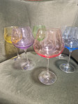 Ogromne kristalne čaše u raznim bojama