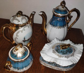 Ljupki porculanski servis za čaj,nekorišten