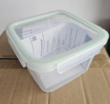 Posude s poklopcem PVC