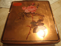 Stara limenka za kekse