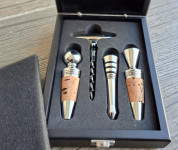 VRHUNSKI SET ZA OTVARANJE BUTELJA