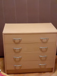 Bež ladičar sa 4 ladice, uredno i očuvano