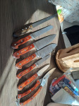 Kuhinjski noževi sa drvenim stalkom na okretanje