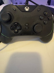 Razer Wolverine V2 Xbox series X