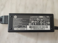 HP punjač 65W, okrugli konektor s centralnim pinom •• 3 KOM SAMO 6€