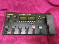 BOSS GT-100 amp efekt procesor