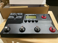 Zoom B2 Four