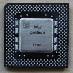 200mhz Intel Pentium SY045 socket 7