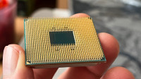 AMD Athlon 3000G, gratis kuler i hladnjak