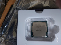 Prodajem Intel i7 8700