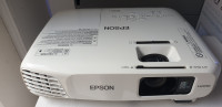 Epson EB-S18
