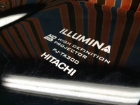 Prodajem projektor Hitachi PJ TX300