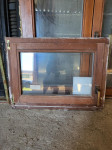 Prozor drveni, izo staklo  80 x 60 cm