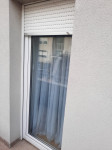 PVC balkonska vrata Salamander  s troslojnim staklima i ALU roletama