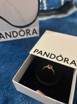 Pandora Zlatni Prsten s Crvenim Kamenom