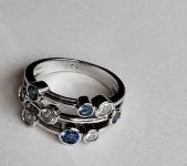 Prekrasan srebrni prsten (srebro 925) s plavim i bijelim cirkonima