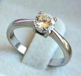 Prsten bijelo zlato s dijamantom
