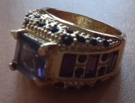 prsten u plavoj kutiji