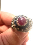 Prsten iz 1800te godine, srebro u sredini rubin a okolo safiri unikat!