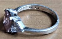 srebrni prsten sa amethystom
