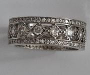 Srebrni prsten (srebro 925), sa cirkonima, Pandora izgled