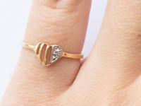 ZLATNI PRSTEN 14K (585) 0,71 grama NOVO • GOLD SHOP •