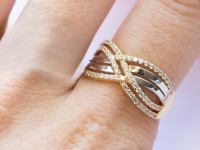 ZLATNI PRSTEN 14K (585) 2,62 grama NOVO • GOLD SHOP •