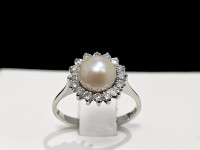 ZLATNI PRSTEN S BISEROM I DIJAMANTIMA 0.24ct (18K) / R1, RATE !