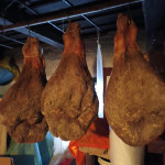 Prodajem domaći istarski pršut