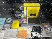 Sony Playstation 2 Slim,kutija,Infinity chip,joystick,memory,4 igrice