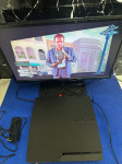 Sony Playstation 3 Slim,orginal bezicni joystick,igrica GTA V,oprema