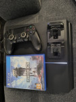 PLAY STATION 4