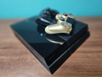 Playstation 4 - 1TB + 2 joysticka + 14 igrica - PS4