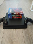 PlayStation 4 + 2 kontrolera + 5 igrica
