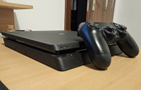 PS4 Slim 500 GB + Joystick + 2 igre
