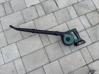 Bosch Universal leaf blower 16v puhac lisca