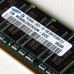 1GB SAMSUNG M368L2923CUN-CCC PC3200 CL3 HP PN: 326669-051 DDR DIMM