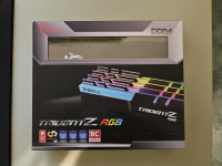 DDR4 64GB (4x16) G.Skill 3200MHz TridentZ RGB Series, F4-3200C16Q-64GT