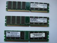Memorija DDR 400 MHz 512 MB x 3