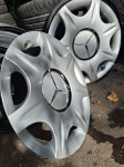 Mercedes,  ratkape 15" 4 kom . Gume, felge, rezervni kotač