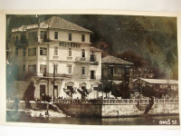 OMIŠ 84. HOTEL BELLEVUE - FOTO KAPISTA