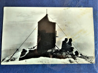 TRIGLAV VRH - CRNO BIJELA RAZGLEDNICA 1963 SA OKO 15 PEČATA VRHOVA, ST