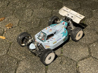 Mugen MBX7 1:8 RC buggy