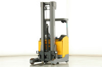 Jungheinrich ETV 214 Reach Truck – 1400 kg, triplex, visoka podizanja