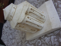 Sv. Donat na postolju