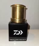 Daiwa emblem rez špula