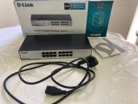 D-Link 16-portni switch, 100 Mbps