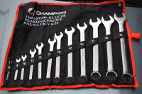 OKASTO VILASTI KLJUČEVI