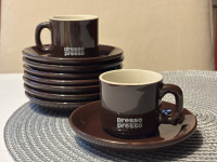 Retro set espresso šalica sa tanjurićima, 8 kom